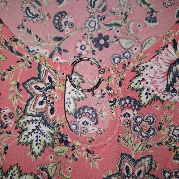 An Emery Rose Floral Sleeveless Mini Dress In A Size XL - Coral Color W/ Floral - Picture 2 of 9